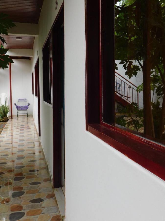 Hostal Arambulo فيلافيجا المظهر الخارجي الصورة